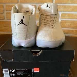 Jordan Horizon Sz 10.5, Used, Light Bone